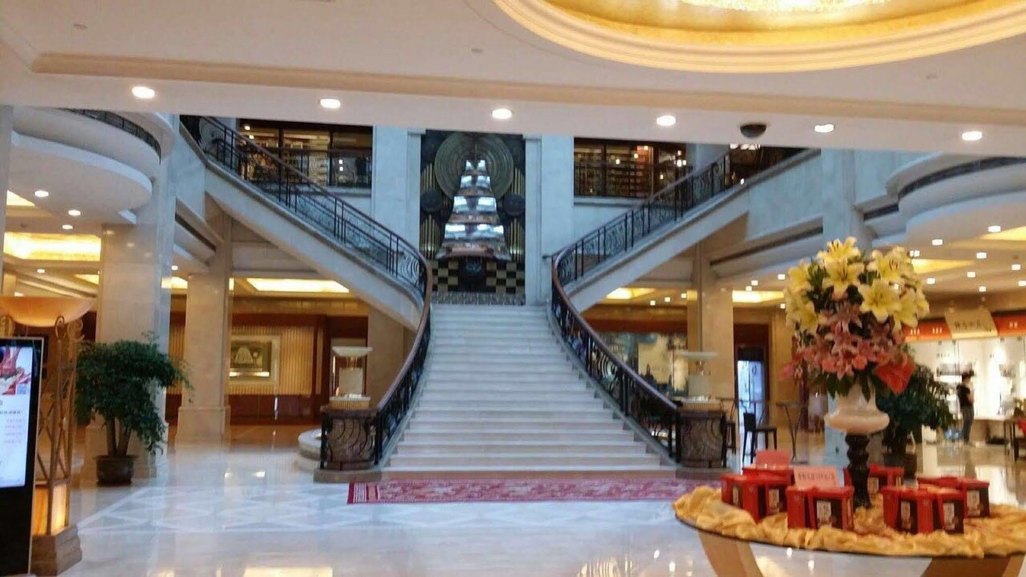 Inn Fine Hotel Далянь Экстерьер фото